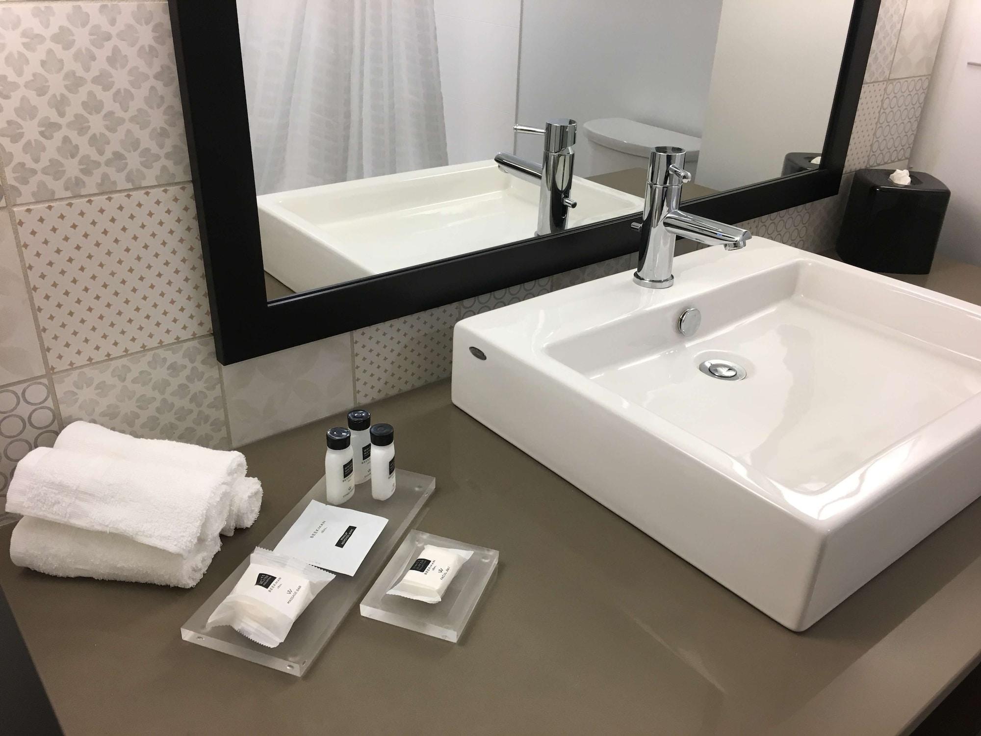 Country & By Radisson Ocean Hotel Ocean City